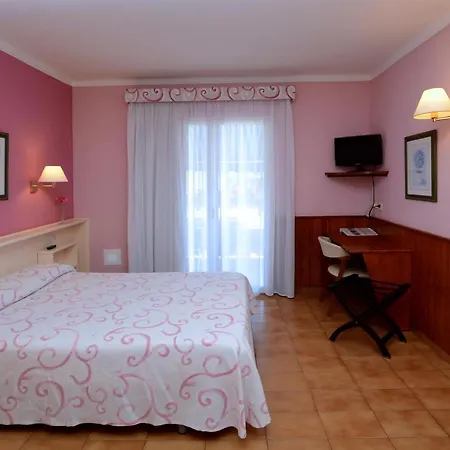 Pensión Casa Feliu 3*